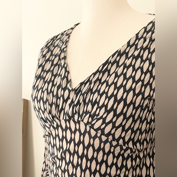 Banana Republic Women’s Black & Cream Long Sleeve Top | Size M - Picture 3 of 8